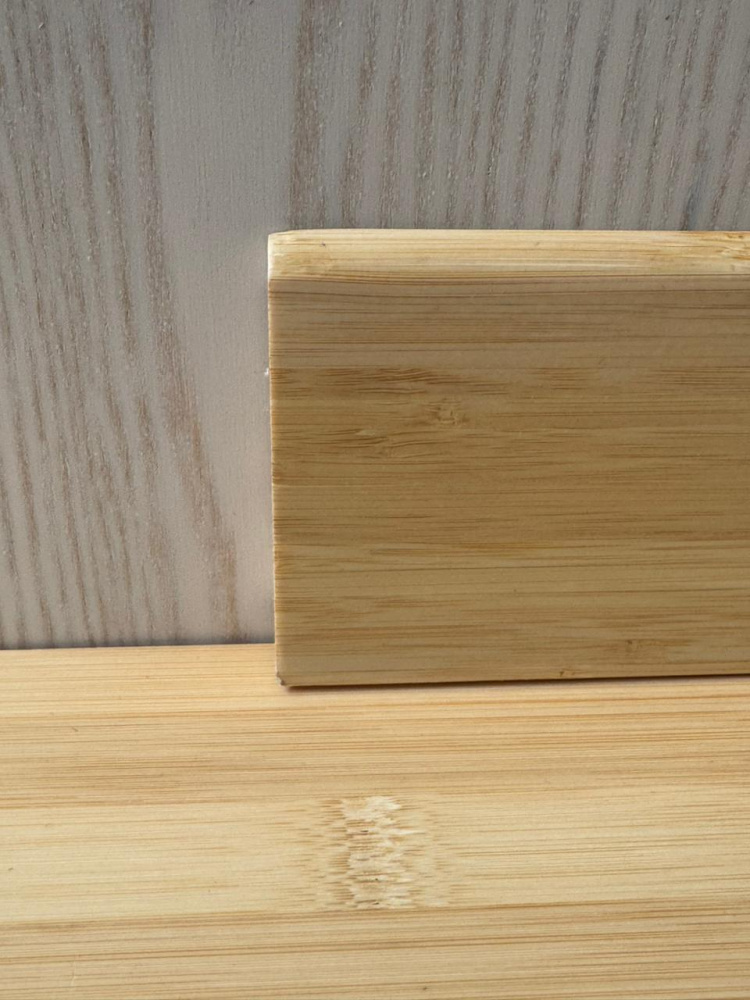 Плинтус массив Бамбук натур,лак 1830х80х15 мм